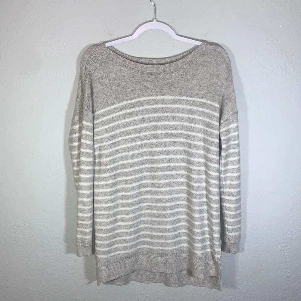 Old Navy Cream & White Striped Longline Tunic Sweater Round Neck Medium